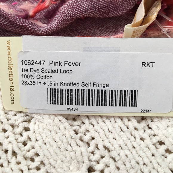 NWT tassel scarf - Picture 2 of 3